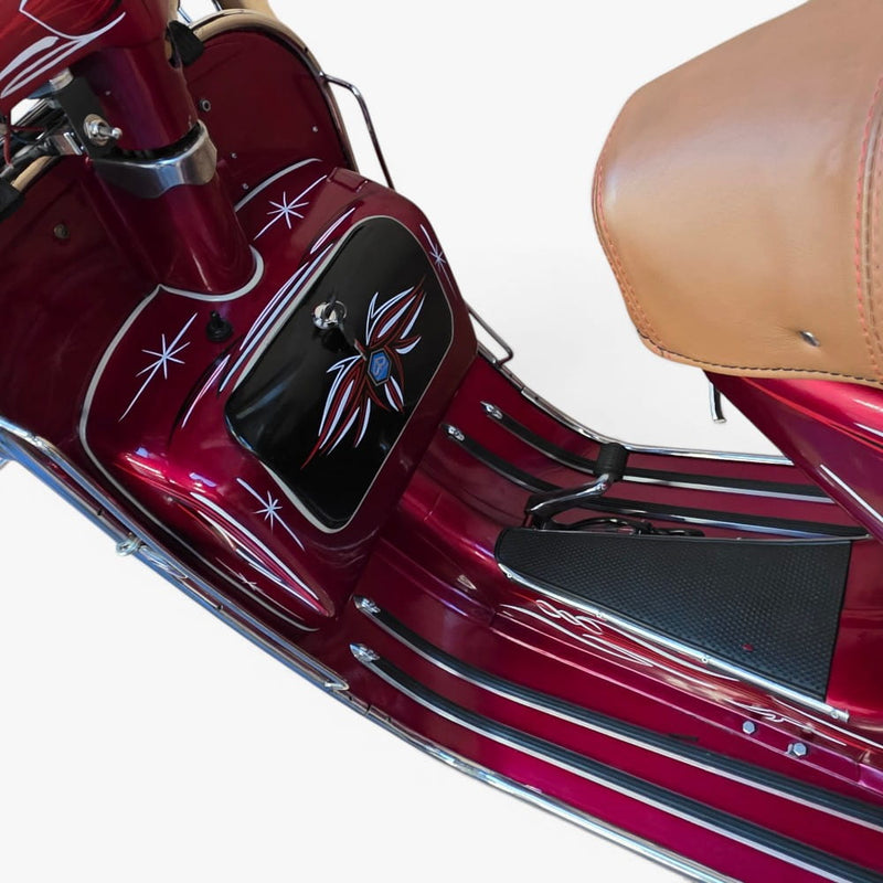 1969 Piaggio Vespa 150 – Custom Hand-Painted Las Vegas Showpiece