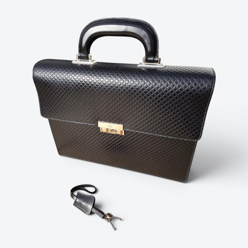 Gucci Calfskin Briefcase – Unused, Like New Semi Vintage | Italian Made