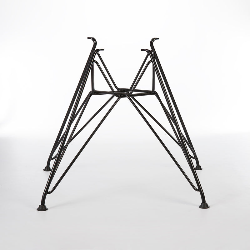 Eames Fiberglass Side Chair - Black DSR Eiffel Base - 1 x (Single)