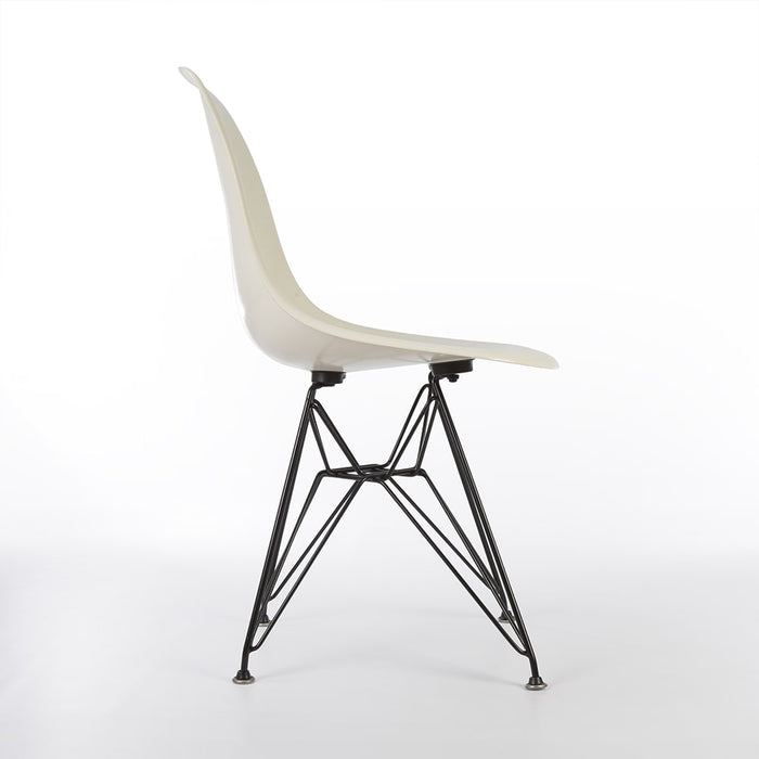 Brilliant White Herman Miller Original Eames DSR Side Shell Chair