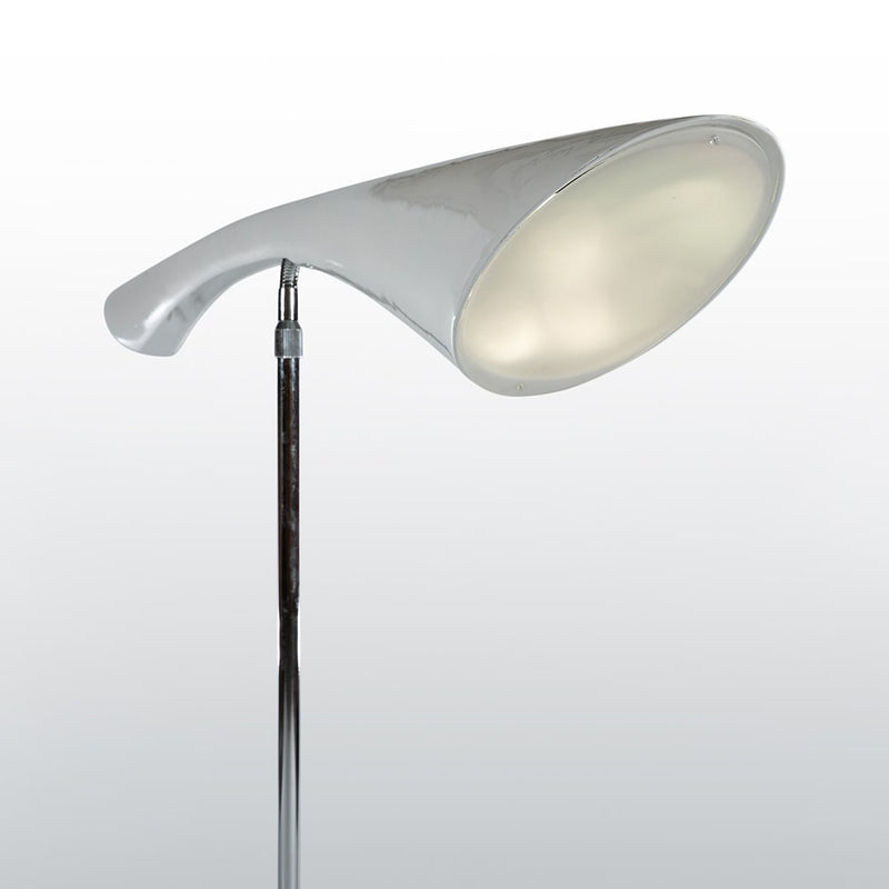 Close up front angled view of Mantra M0925 Pop Light