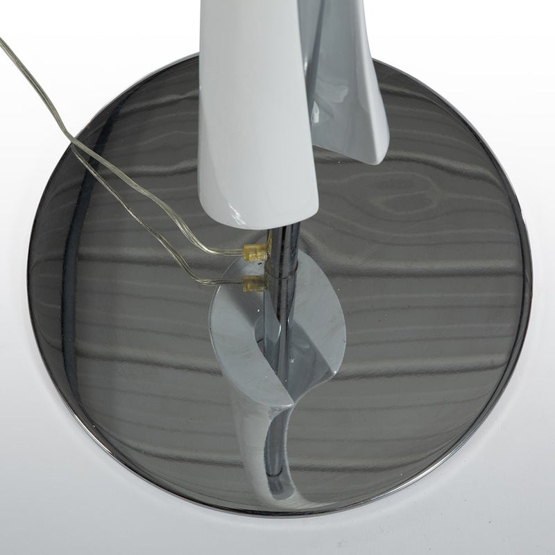 View of base on Mantra M0925 Pop Light