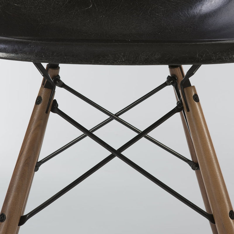 Partial view of base on black Eames DSW