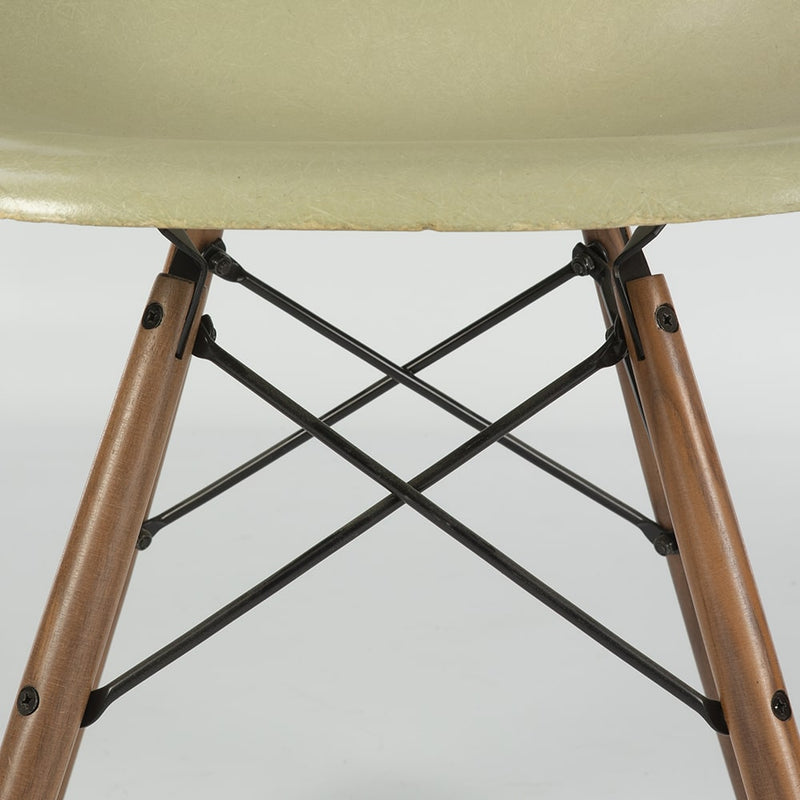 Partial view of base on Grey Yellow Eames DSW