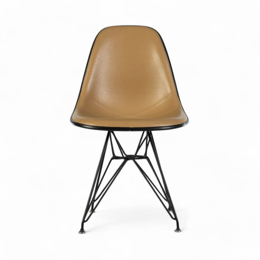 Front view of beige Eames DSR