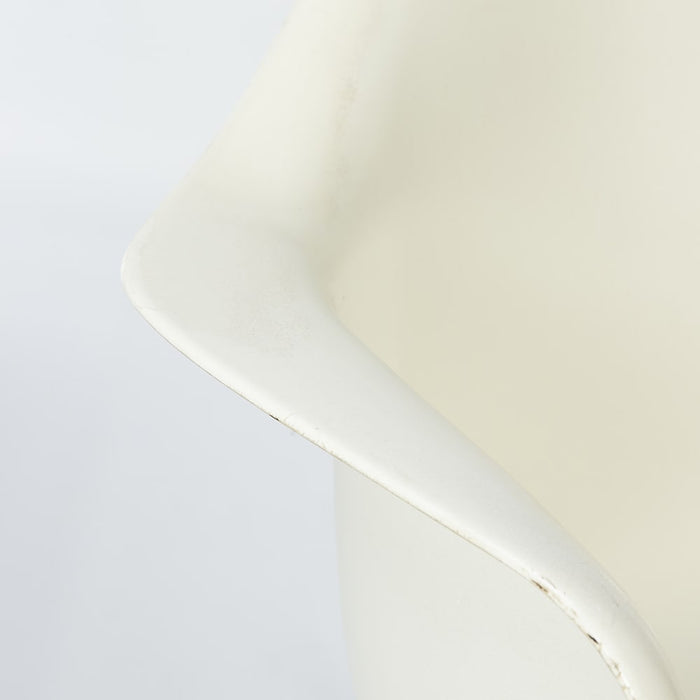 View of arm on white Eames RAR