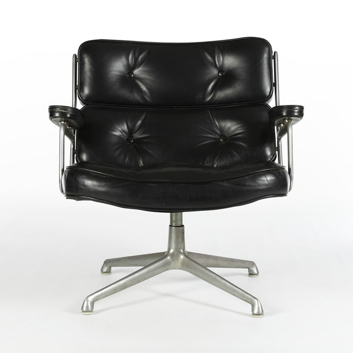 Front view of Black 675 Eames Lobby Chair on white background